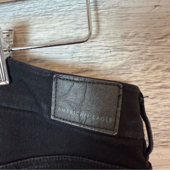 American Eagle Outfitters High Rise Black Button Fly Skinny Jeans - Picture 5 of 7